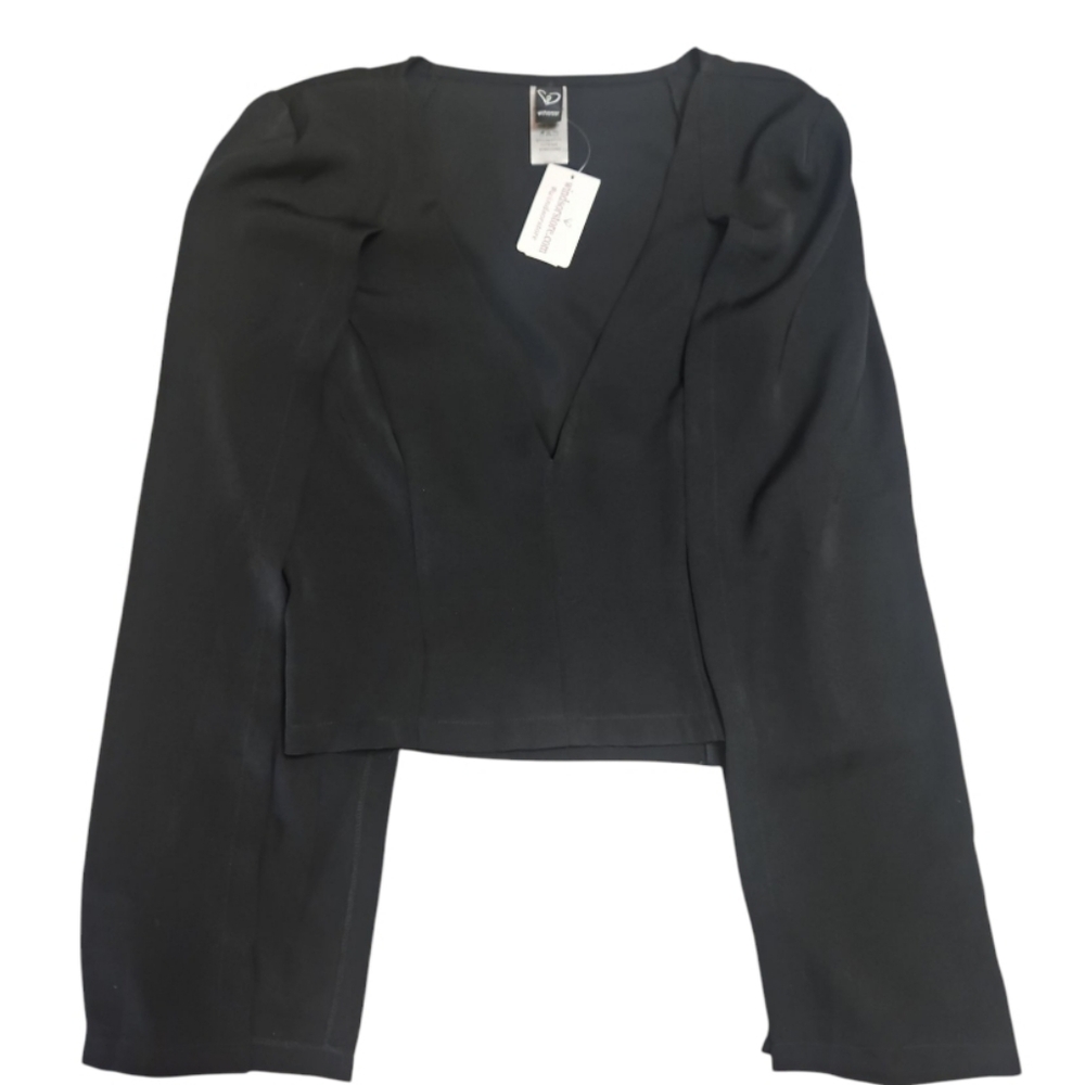 Windsor - Cropped Black Low Cut Top with open Cape sleeves - M - NWT
